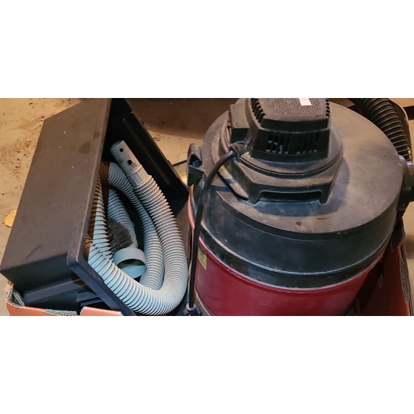 Wet/ Dry Shop Vac Model 500 