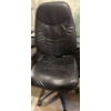 Image 3 : Pair of Black Adjustable Office Chairs 