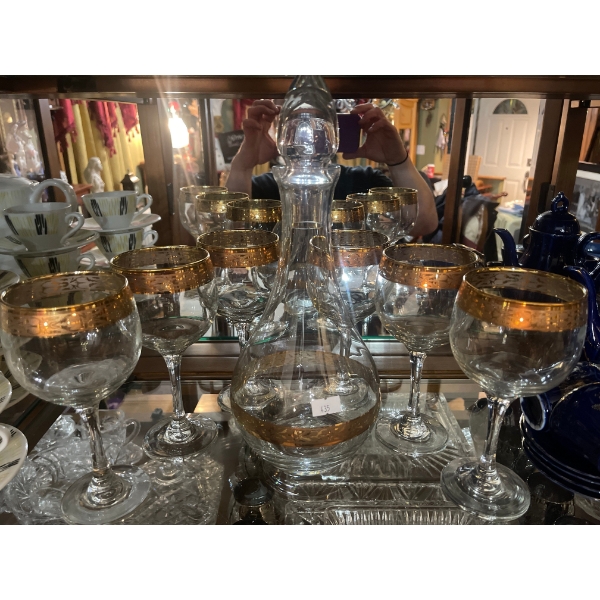 Decanter Set Glass & Gold Trim