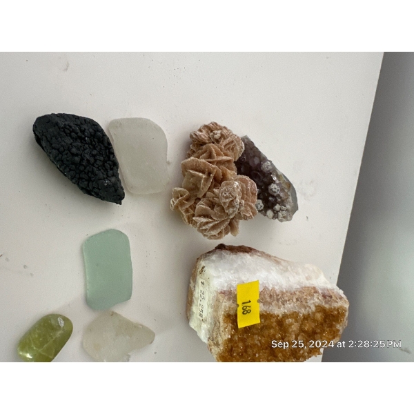 Crystals & Geodes Collection 