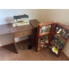 Image 2 : Sewing Machine Table 31H x 51W x 18D