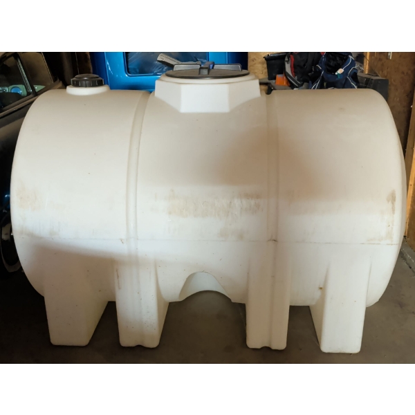 Norwesco 525 Gallon Horizontal Leg Tank