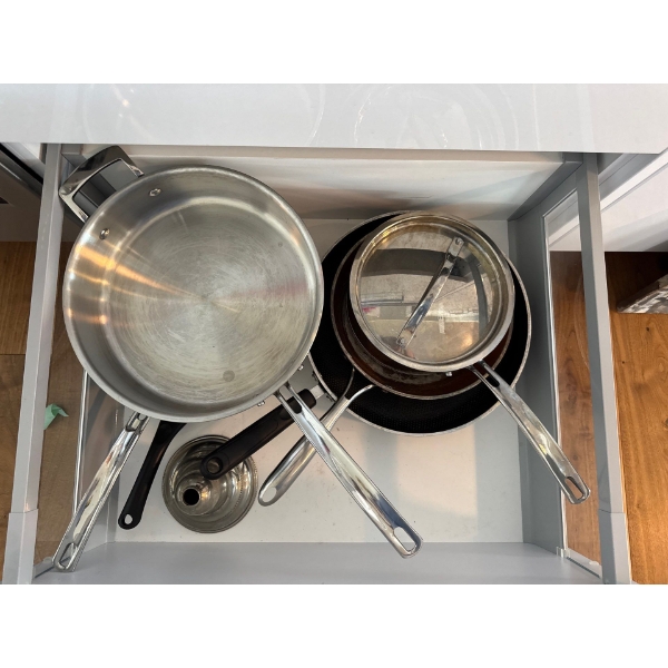 2 Drawers Worth of Kitchen Cookers - Pots Pans w/ Assigned Lids/Tops