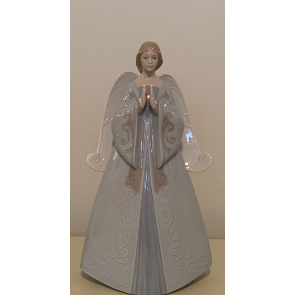 LLADRO Porcelain Praying Contata Tree Topper Angel 9T