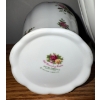 Image 6 : Vintage Royal Albert Old Country Roses Fine Bone China Collection - Canister Vase & More