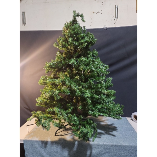 Christmas Tree! (4.7 Feet With Stand)