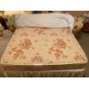 Image 2 : Picket Fence Headboard Queen Size Bed & Bedding 