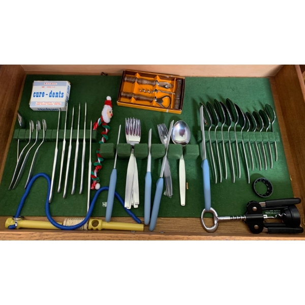 Kitchen Tools & Cutlery Collection - Dinnerware Utensils & Kitchen Linens