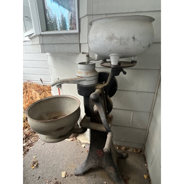 antique cream separator made by the DELAVAL company Limited Canada also comes with original tools co