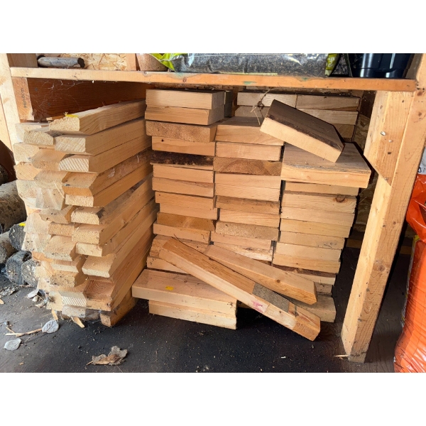 Set of Quality Wood pieces, Various Sizes 