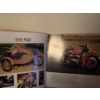 Image 3 : Harley Davidson Hard Cover Book w/ Hog Figurine 9L