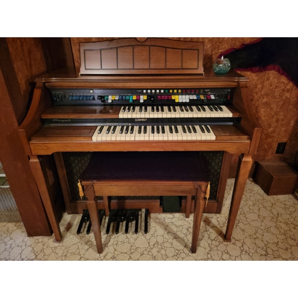 Lowrey Jubilee Magic Genie Organ w/ Thick Stack Of Assorted Music Books