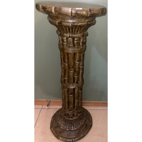 Highest Quality Bamboo Pedastool / Pillar- 33T