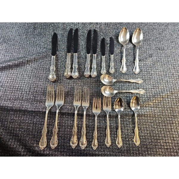 International Sterling Silver Flatware Set - Joan of Arc ( 1.00 lbs total) #4