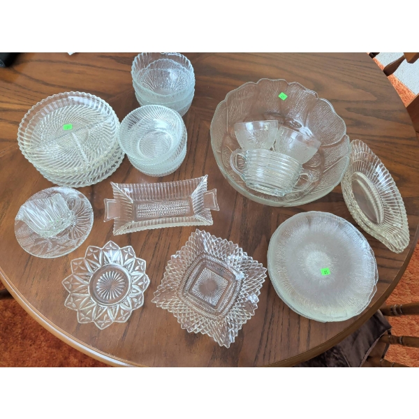 Clear Glass Serving Bowls and Dishes