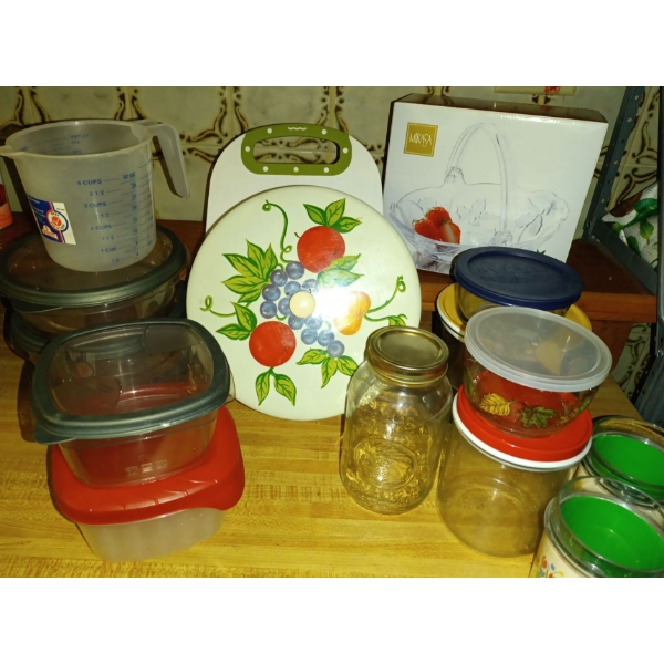 Vintage Kitchen Utensils & Containers