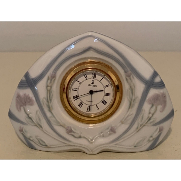 LLADRO  Porcelain Quartz Clock - 4.5W, 3.5T 