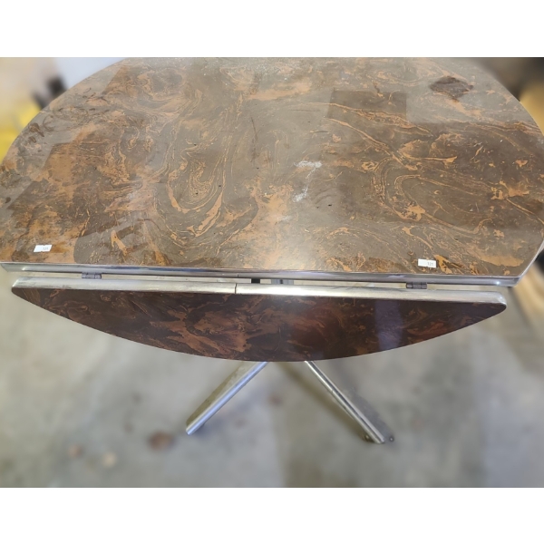 Vintage Kitchen Table 36" Diameter Top, 29 T w/ Folding Sides  