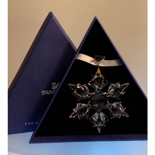 Swarovski Crystal 2004 Christmas Ornament 