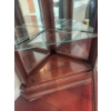 Image 8 : Cherry Oak Corner Curio Cabinet with Glass Shelves and Lighting