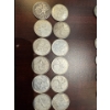 Image 2 : 12 80% silver quarters 69.7 grams