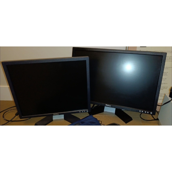 Two Dell Vintage Screens & Laptop Bags