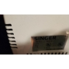 Image 3 : Singer Professional Different Feed Pro 40 Serger