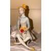 Image 6 : Cybis Figurines: Sitting 4 T, Holding Doll 4.5 T, Holding Apple 8 T
