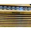 Image 2 : Philco Wooden Radio with 2 Vintage Polaroid Camera's 