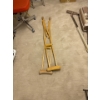Image 1 : Crutches