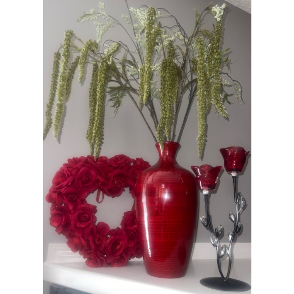 Rose Heart Shaped Wreath w/ Decorative Vase & Rosebud Candle Holders 18T