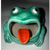 Image 2 : Ceramic Frog & Marlborough Collectible Ashtrays 