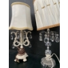 Image 2 : Lovely Vintage Pair of Bejeweled Lamps - 18T 