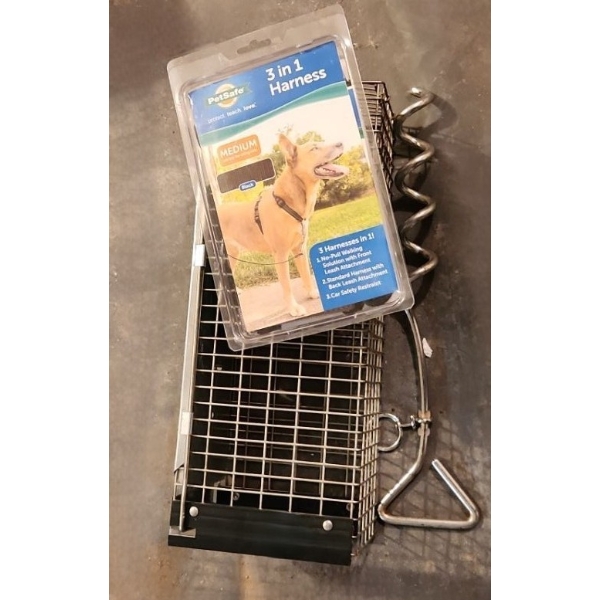 Small Animal Trap 6 W, 16 D, 6 T, Yard Stake, Animal Harness for Medium Size Dogs 