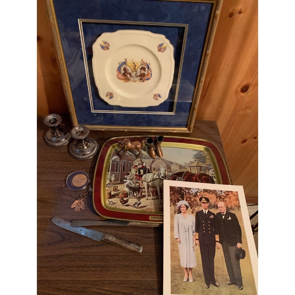 Decorative Collectables - Equestrian Trinkets The Royals & More