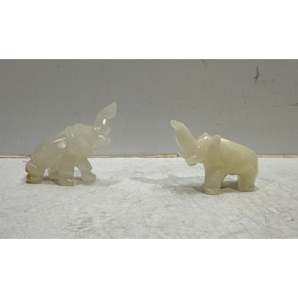 Pair of Quartz Elephants 3H