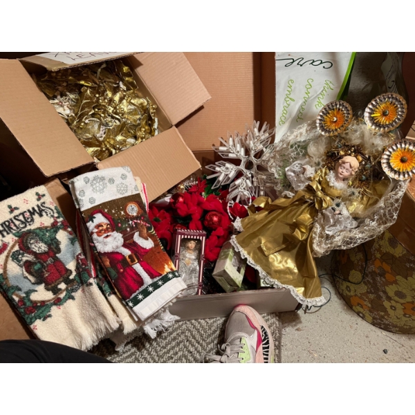 beautiful gold vintage leaves and elegant tree topper angel. Assortment of Christmas teddies tins th