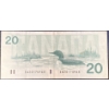 Image 6 : Canadian $10 & $20 Bills