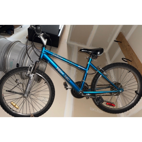 Freedom TECH TEAM 24' - 21 Speed Mountain Bike In Excellent Used Condition 