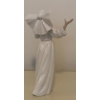Image 3 : LLADRO Porcelain Sister Nun Preaching In White Robe 9T