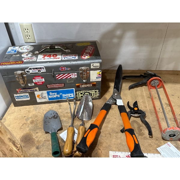 Metal Toolbox w/ Tools 