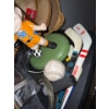 Image 5 : Kids Soccer Lamp, Boxing Gloves, Stoneware Cups 'speers', Molson Hat, Straw Hats, Caps, More!  