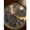 Image 2 : Vintage BULOVA Wall Clock Quartz Battery Strike 21T
