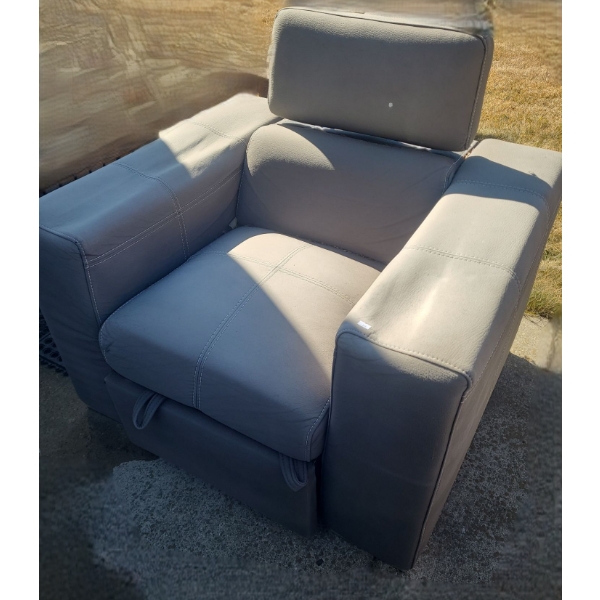 Outdoor Faux Suede Chair 42 W, 36 D, 40 T w/ Expandable Footrest