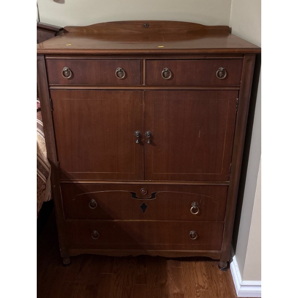 Vintage Dresser (Contents NOT Included, Dresser Only) - 34W, 20D, 44T 