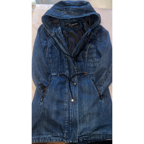 Long Denim 3/4 Legnth Jacket w/ Winter Outerwear  Size M