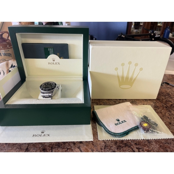 Rolex Sea Dweller Deep Sea 116660 Full Set with Original Box Stainless steel Amazing Watch 