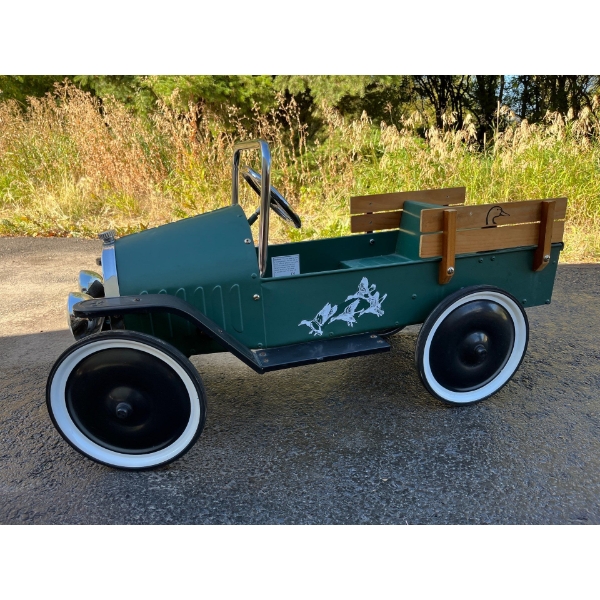  Vintage ducks Unlimited pedal car in great condition Repro