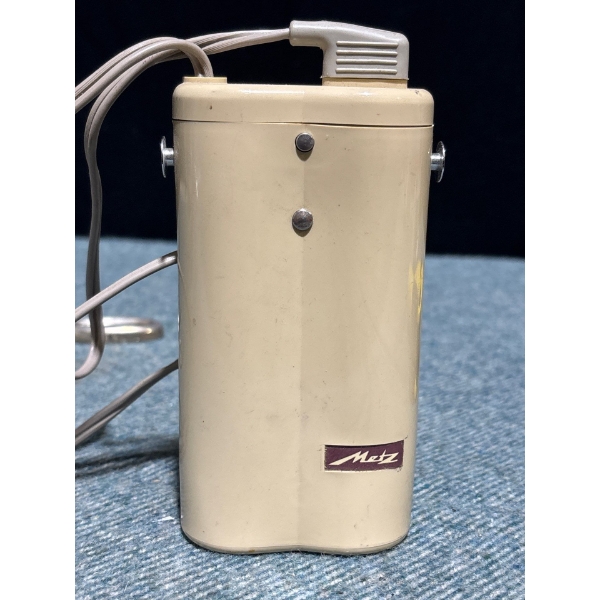 Metz Battery Pack