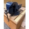 Image 2 : Heavy-Duty Bench Vice with Blue Finish